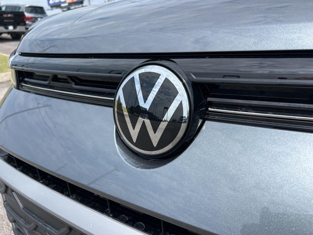 new 2026 Volkswagen Taos car, priced at $33,336