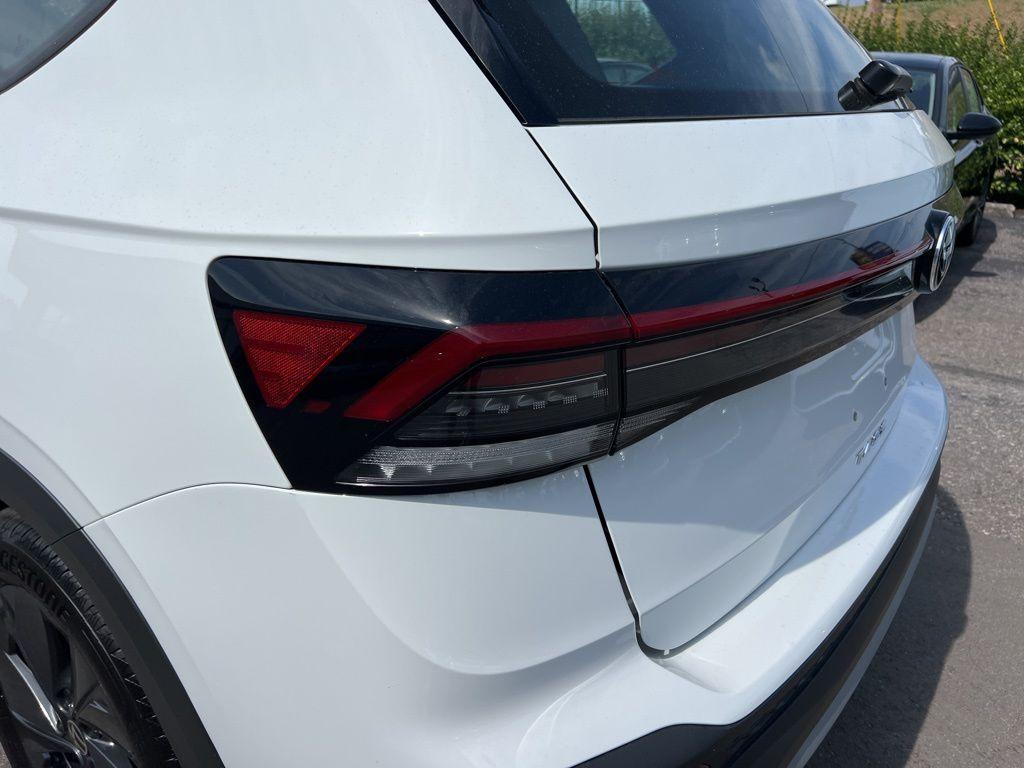 new 2025 Volkswagen Taos car, priced at $27,521