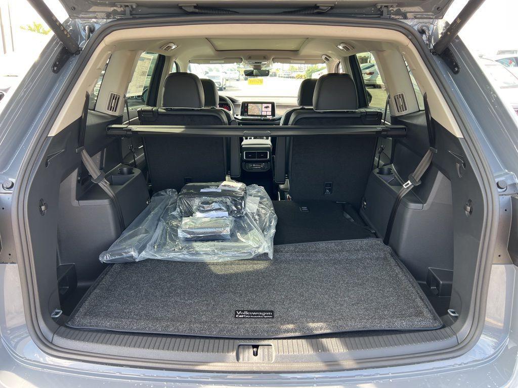 new 2026 Volkswagen Atlas car, priced at $58,566