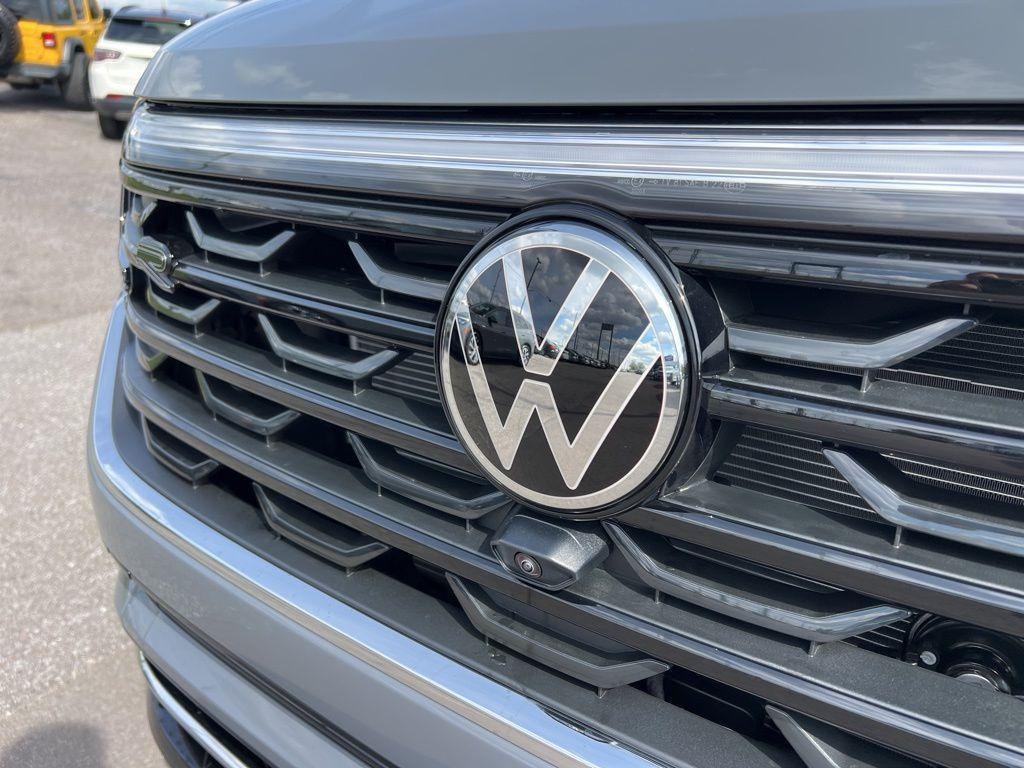 new 2026 Volkswagen Atlas car, priced at $58,566