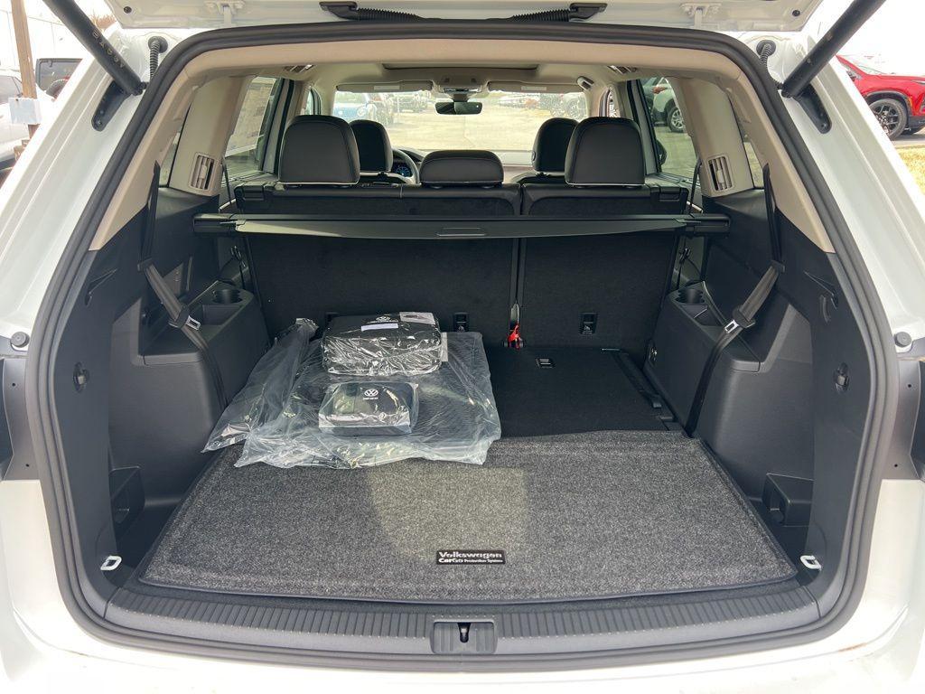 new 2026 Volkswagen Atlas car, priced at $57,758