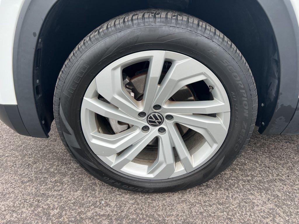 used 2023 Volkswagen Atlas car, priced at $26,900