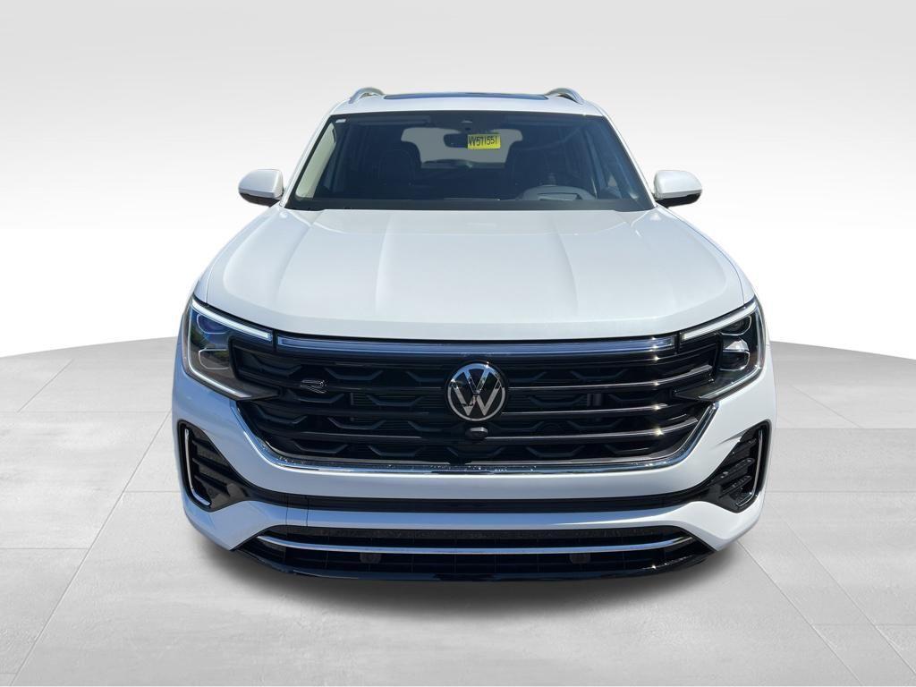 new 2026 Volkswagen Atlas car, priced at $58,453