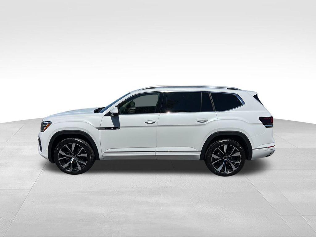 new 2026 Volkswagen Atlas car, priced at $58,453