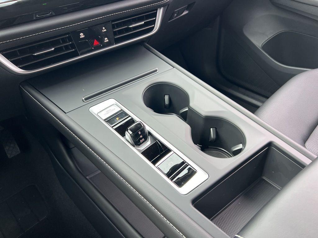 new 2026 Volkswagen Atlas car, priced at $41,902