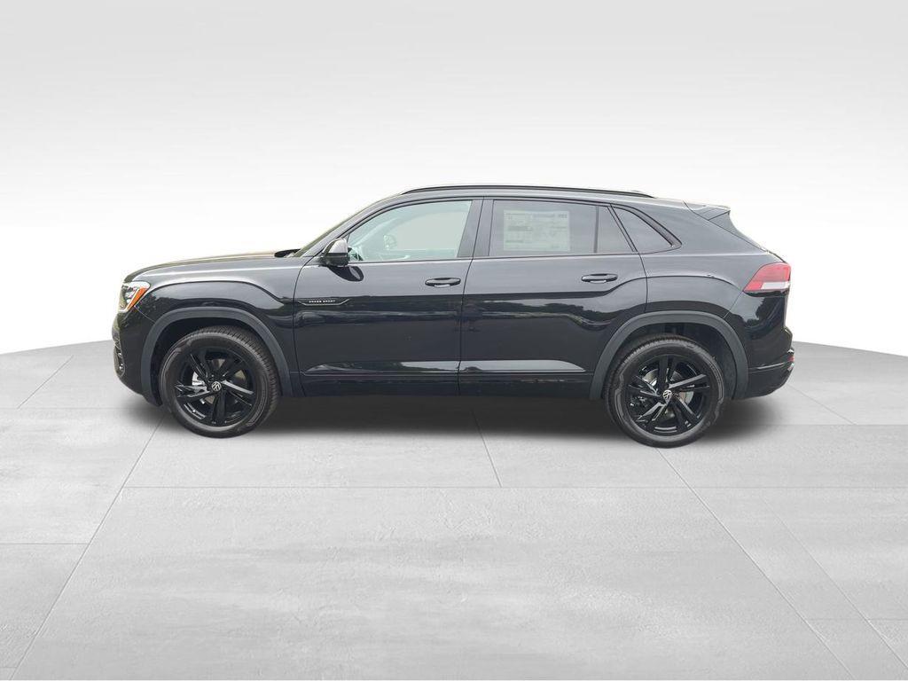 new 2026 Volkswagen Atlas Cross Sport car, priced at $53,233