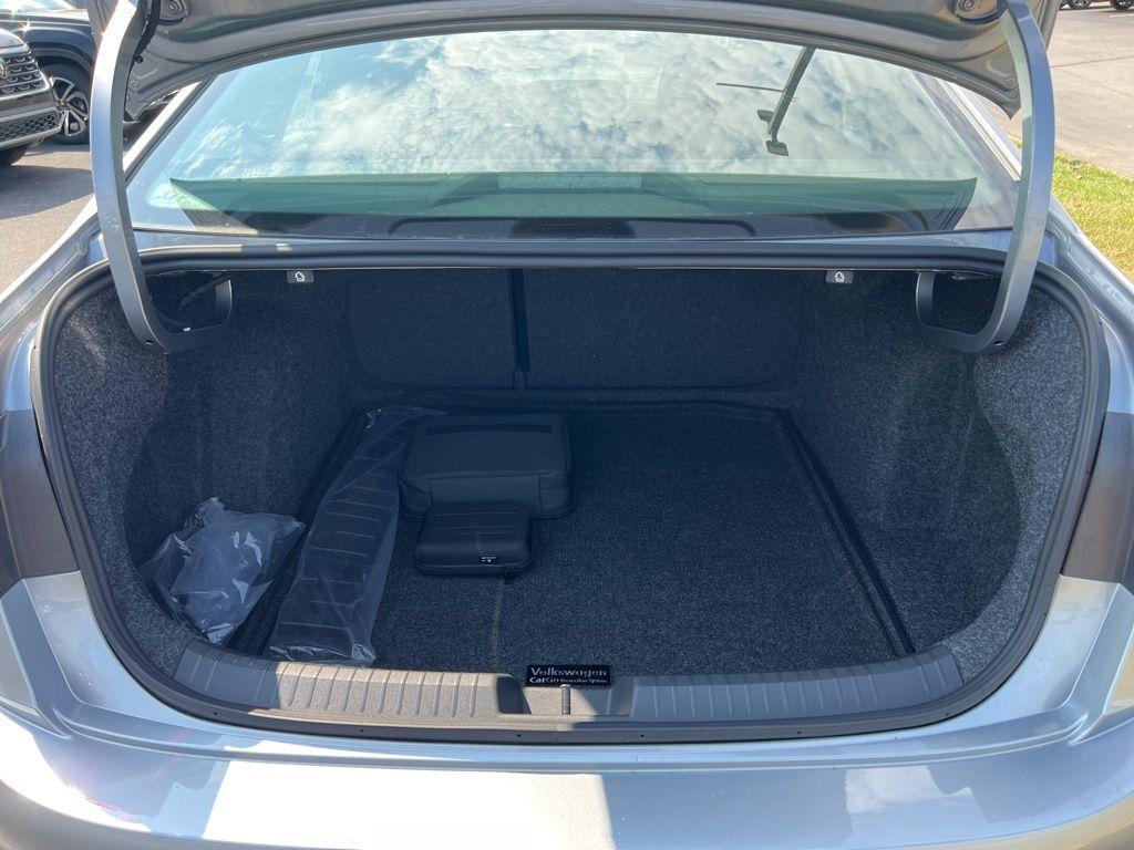 new 2025 Volkswagen Jetta car, priced at $26,526