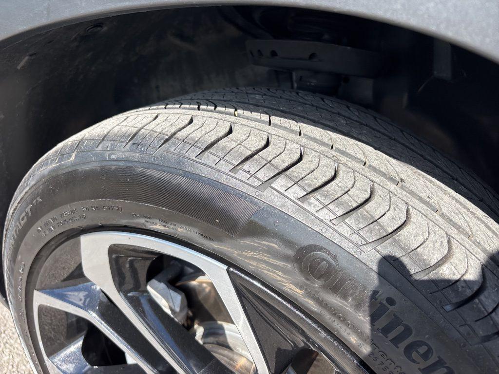 used 2024 Chevrolet Trax car, priced at $20,000