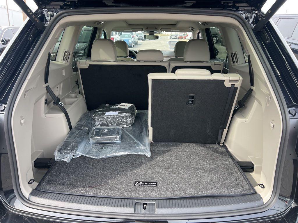 new 2026 Volkswagen Atlas car, priced at $57,303