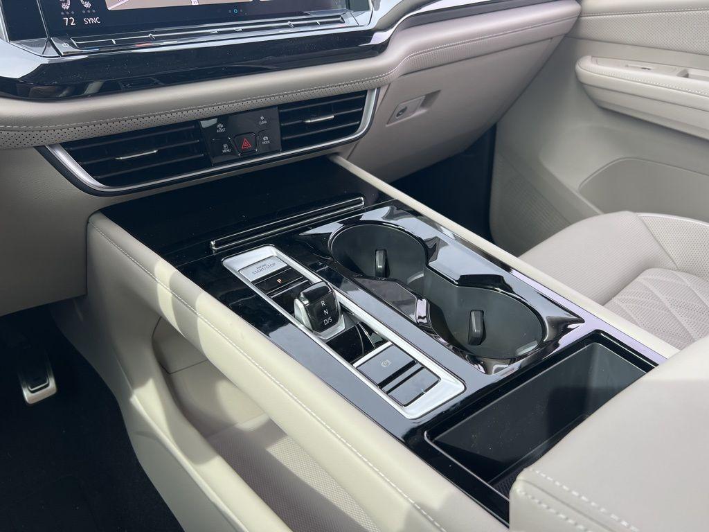 new 2026 Volkswagen Atlas car, priced at $57,303