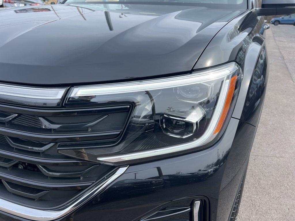 new 2026 Volkswagen Atlas car, priced at $57,303