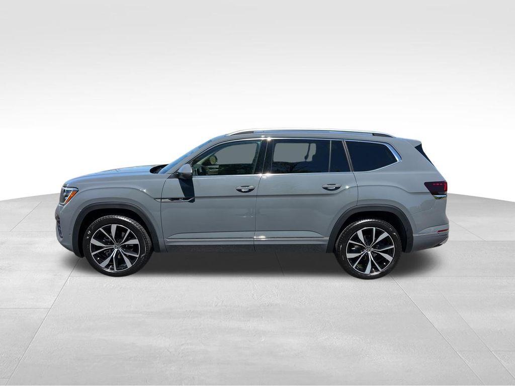 new 2026 Volkswagen Atlas car, priced at $58,453