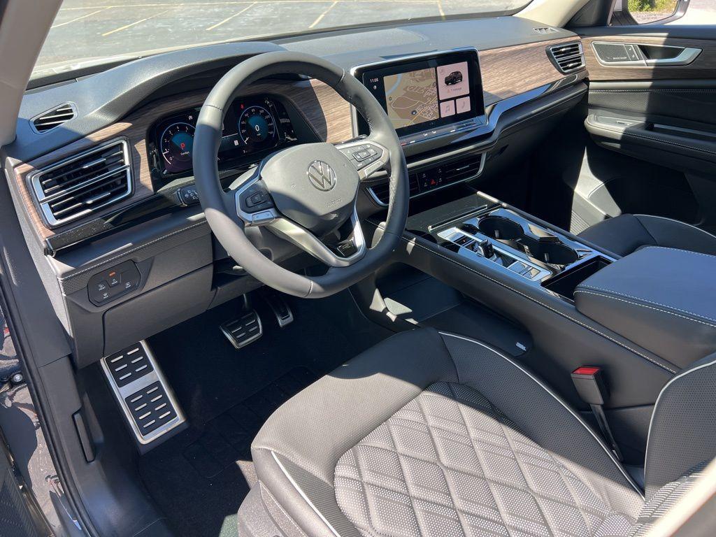 new 2026 Volkswagen Atlas car, priced at $58,453