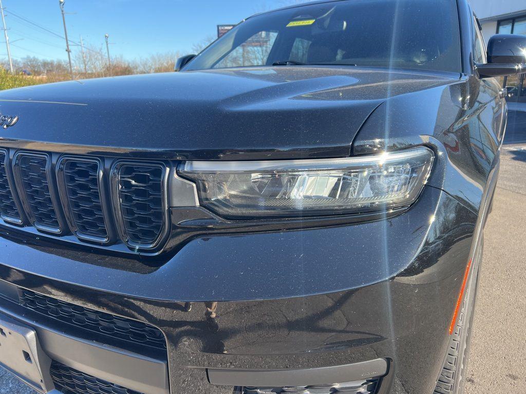 used 2022 Jeep Grand Cherokee L car, priced at $28,759