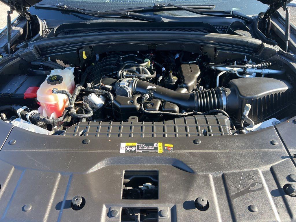 used 2022 Jeep Grand Cherokee L car, priced at $28,759