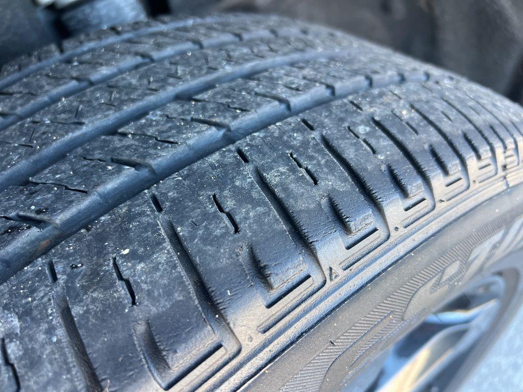 used 2022 Jeep Grand Cherokee L car, priced at $28,759