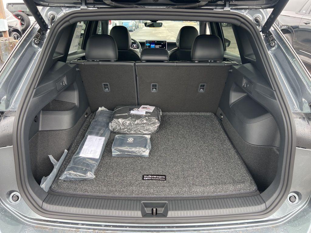 new 2026 Volkswagen Tiguan car, priced at $39,837
