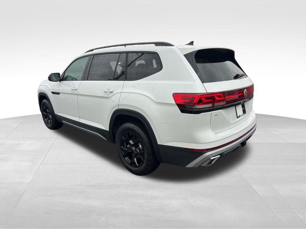 new 2026 Volkswagen Atlas car, priced at $51,188