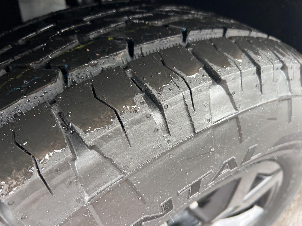 new 2026 Volkswagen Atlas car, priced at $51,188