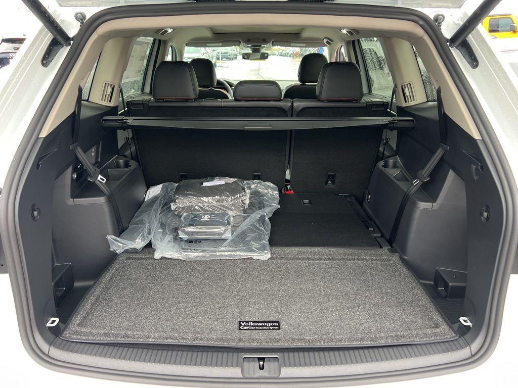 new 2026 Volkswagen Atlas car, priced at $51,188