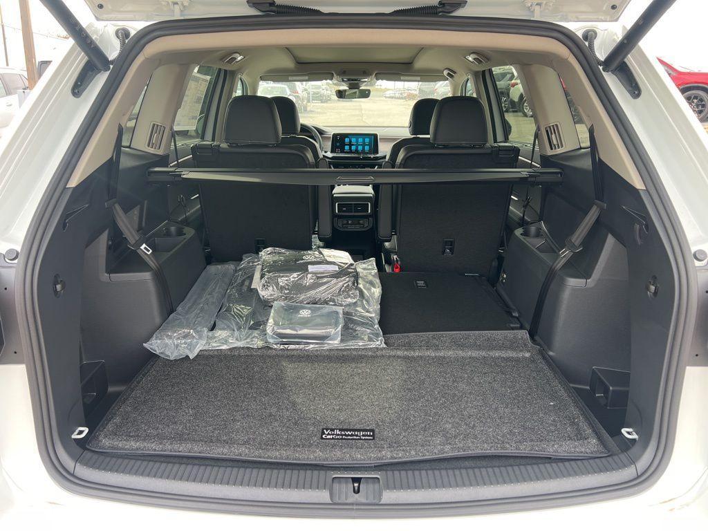 new 2026 Volkswagen Atlas car, priced at $53,443