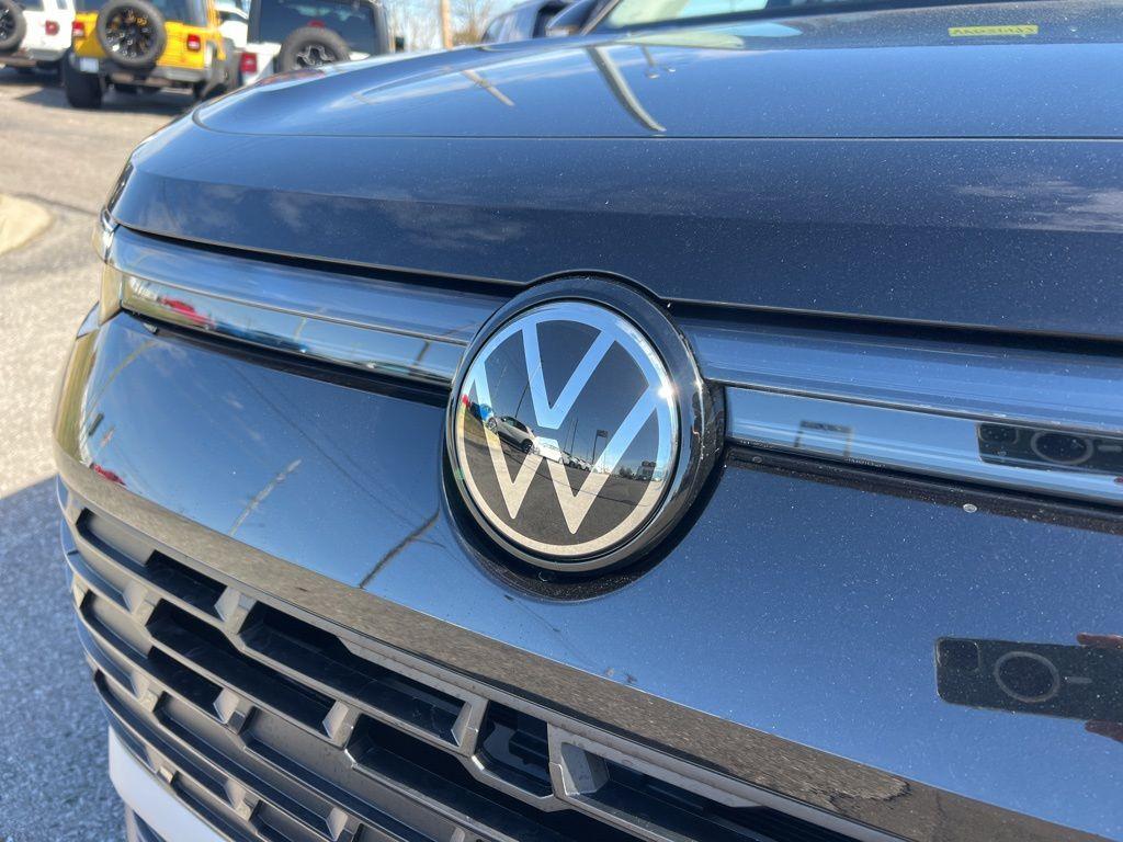 new 2026 Volkswagen Tiguan car, priced at $32,675