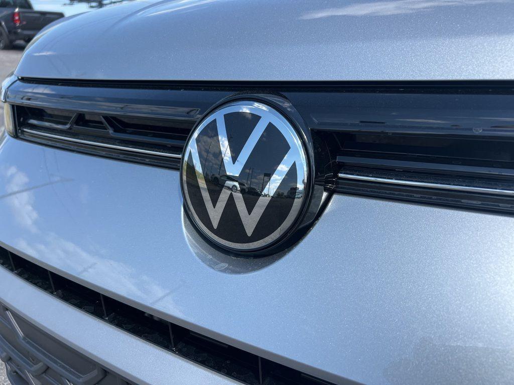 new 2026 Volkswagen Taos car, priced at $33,336