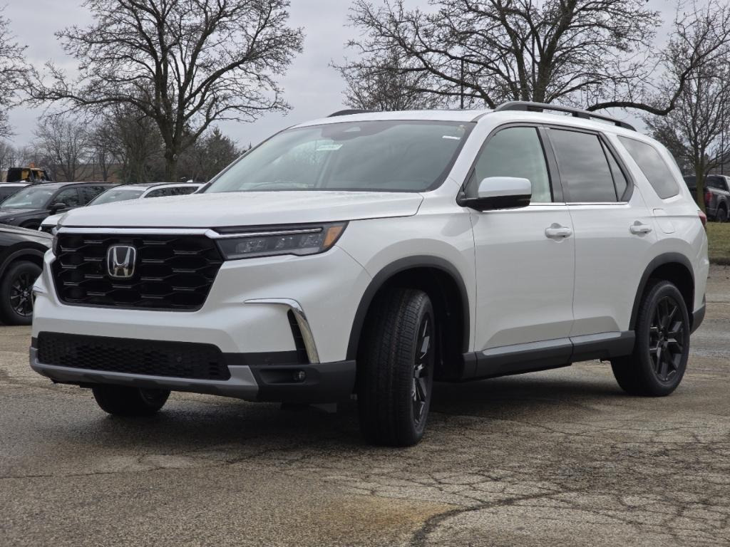 new 2025 Honda Pilot car, priced at $53,450