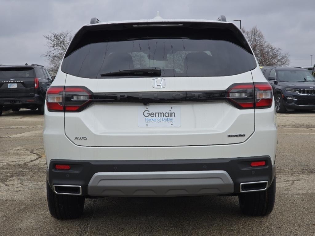 new 2025 Honda Pilot car, priced at $53,350