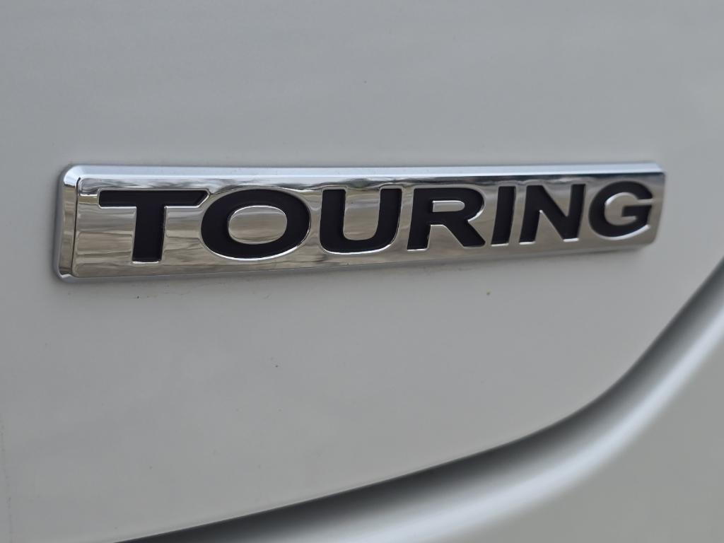 new 2025 Honda Pilot car, priced at $53,650