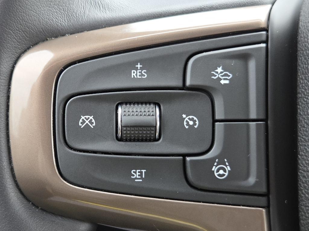used 2024 Chevrolet Suburban car, priced at $74,997