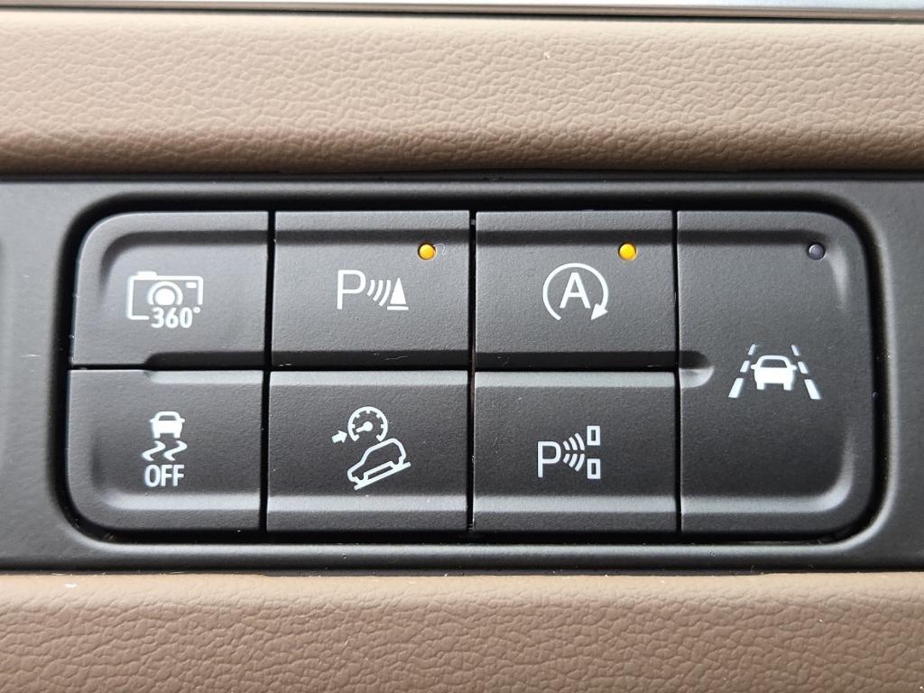 used 2024 Chevrolet Suburban car, priced at $74,997