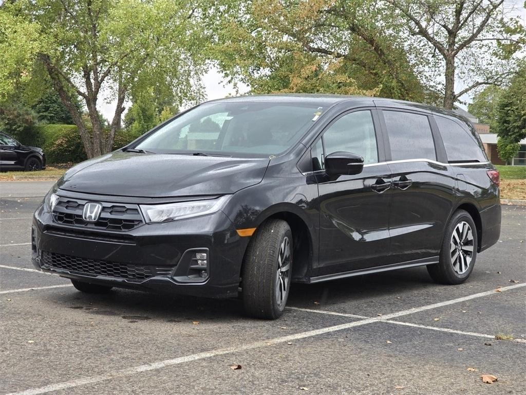 new 2026 Honda Odyssey car, priced at $43,640
