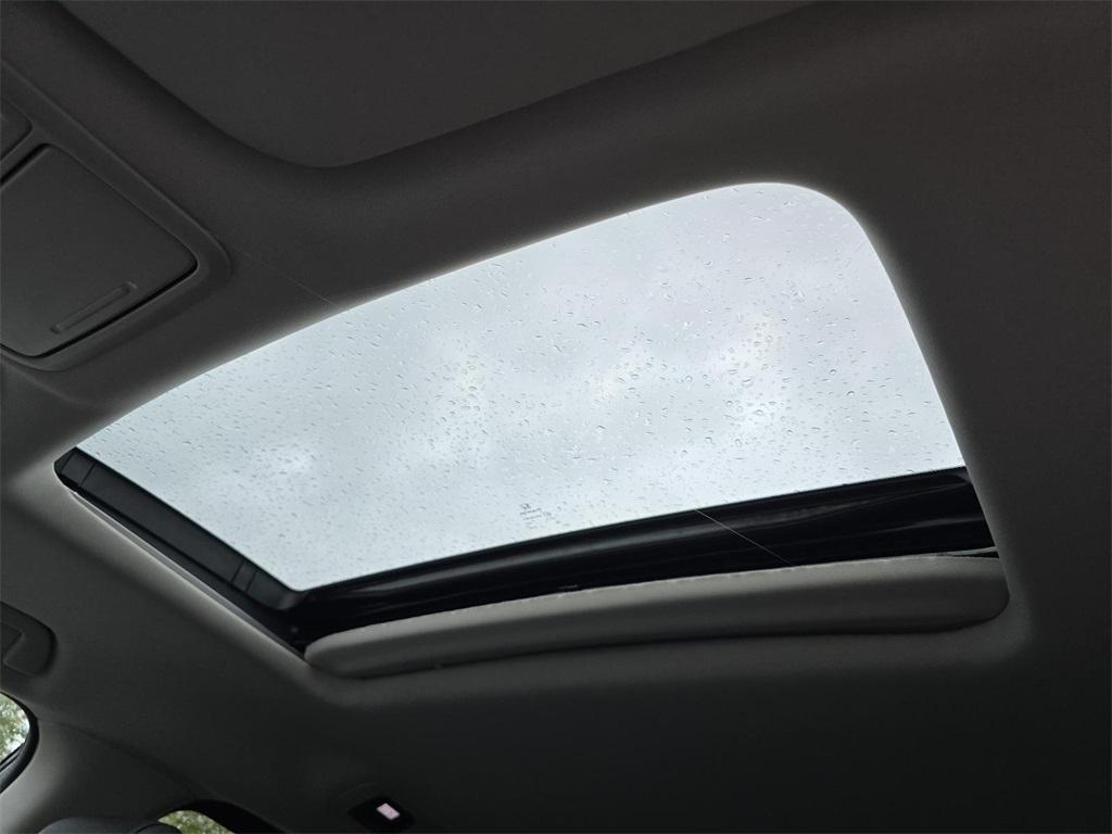 new 2026 Honda Odyssey car, priced at $43,640