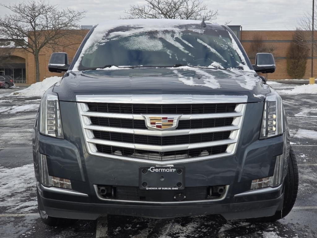 used 2019 Cadillac Escalade car, priced at $31,997