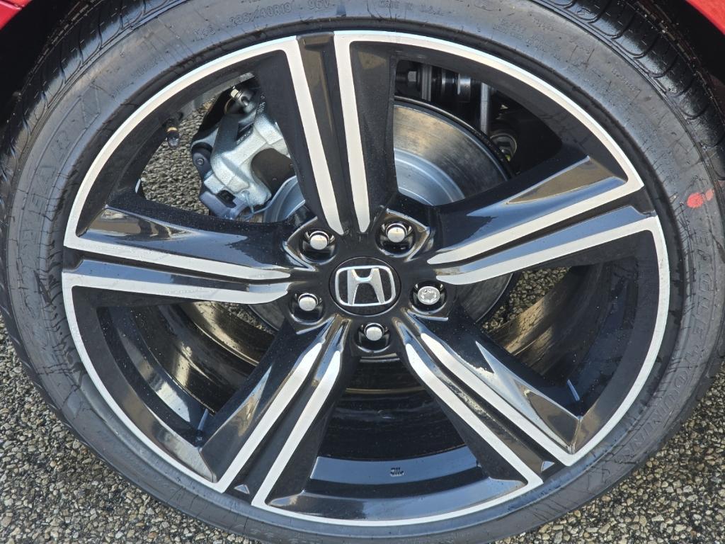 new 2026 Honda Accord Hybrid car, priced at $35,445