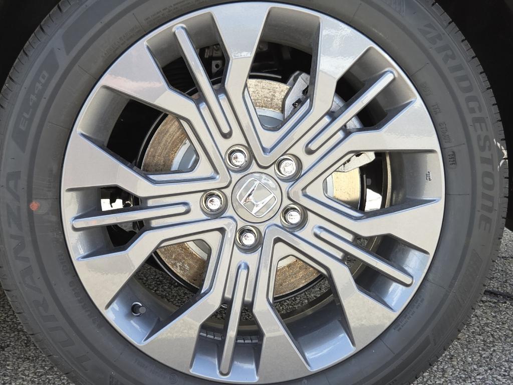 new 2026 Honda Odyssey car, priced at $50,020