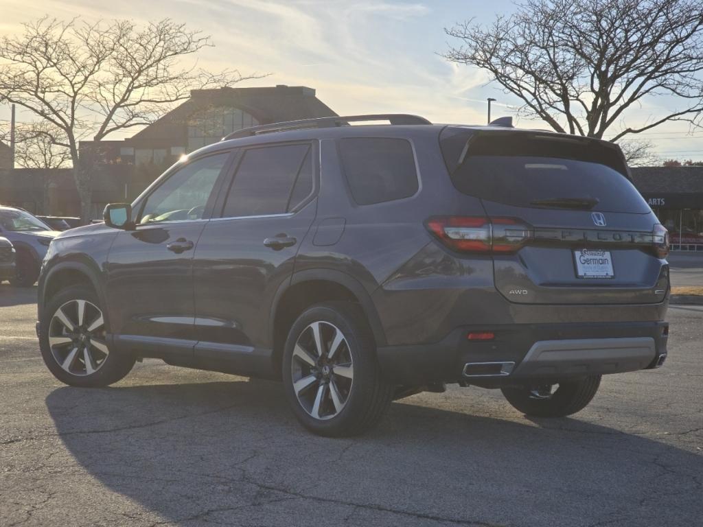new 2025 Honda Pilot car, priced at $51,725
