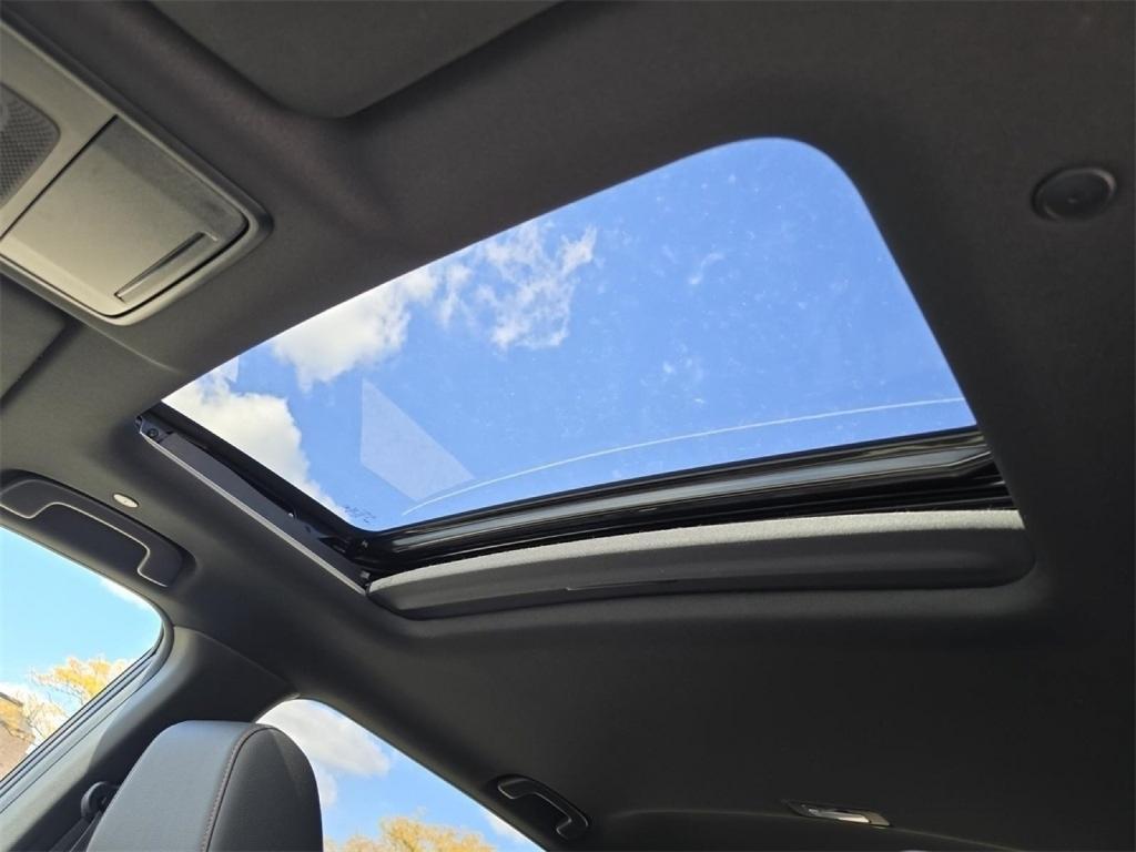 new 2026 Honda CR-V Hybrid car, priced at $41,575