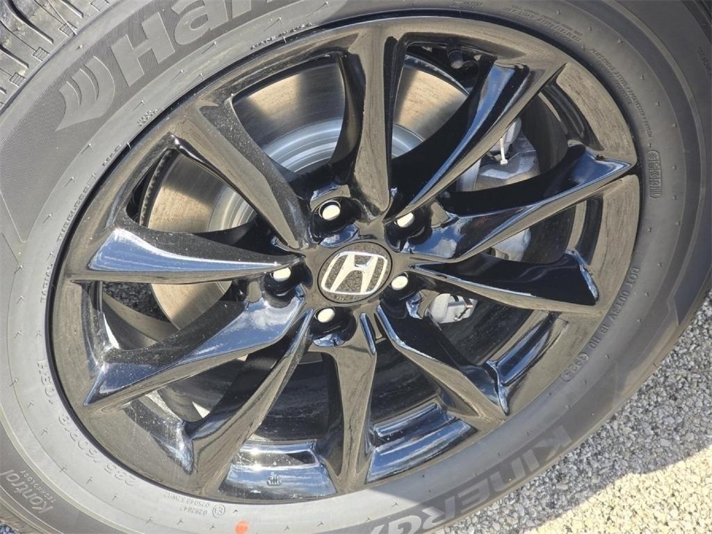 new 2026 Honda CR-V Hybrid car, priced at $41,575