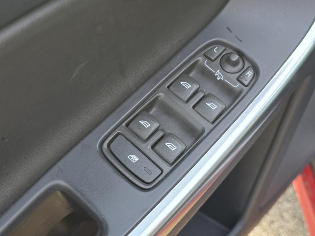 used 2016 Volvo XC60 car, priced at $14,990