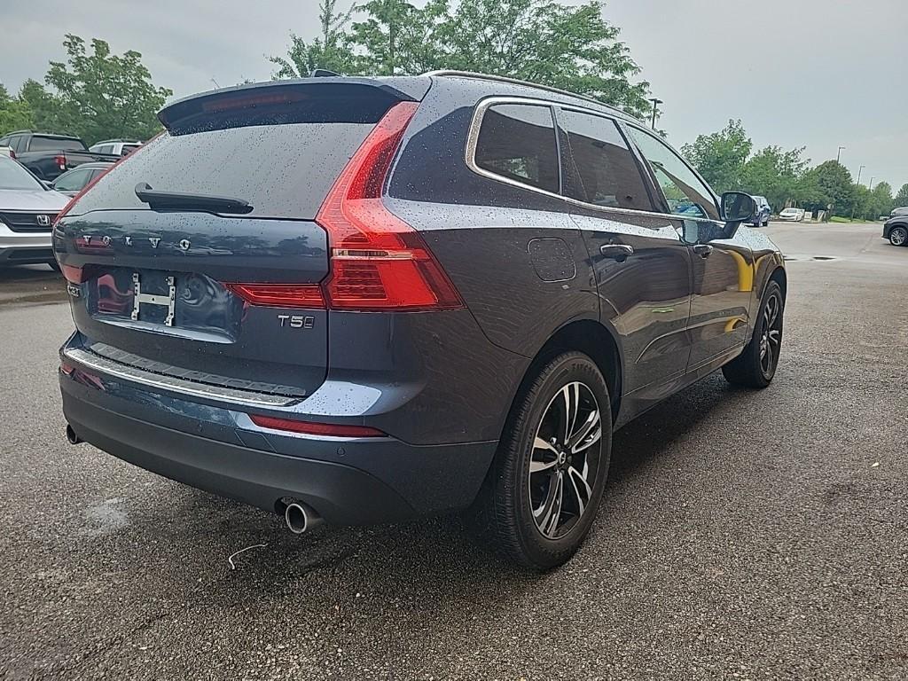 2020 Denim Blue Metallic Volvo XC60