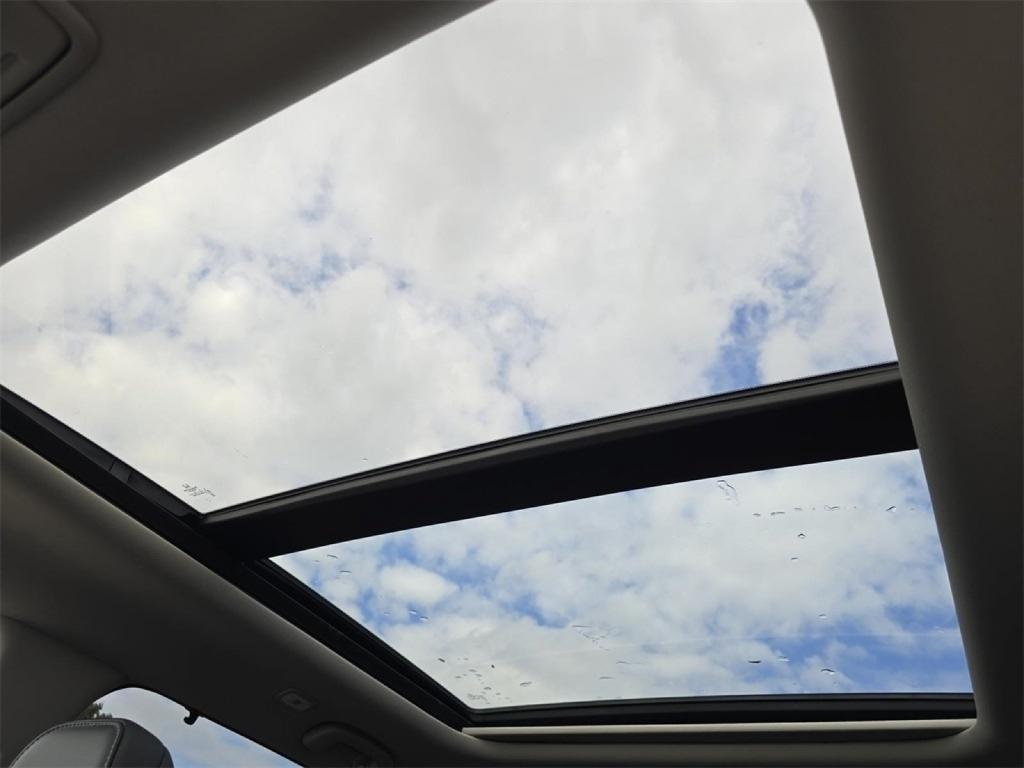 new 2025 Honda Pilot car, priced at $53,350