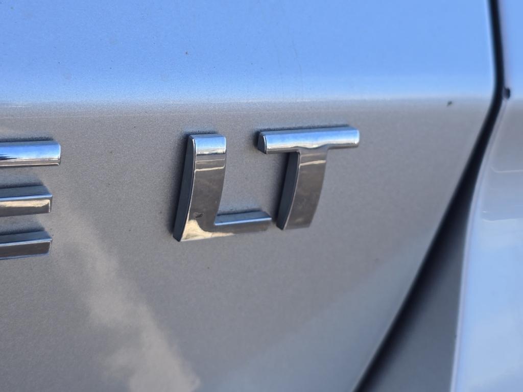 used 2015 Chevrolet Traverse car, priced at $8,687