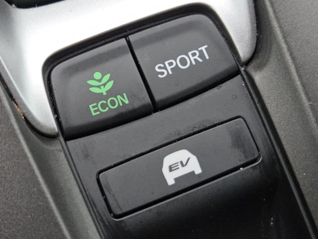 used 2022 Honda Accord Hybrid car, priced at $27,397