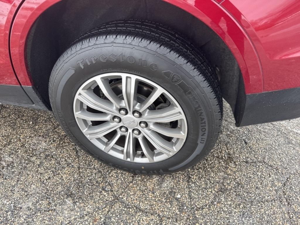 used 2019 Cadillac XT5 car, priced at $17,897