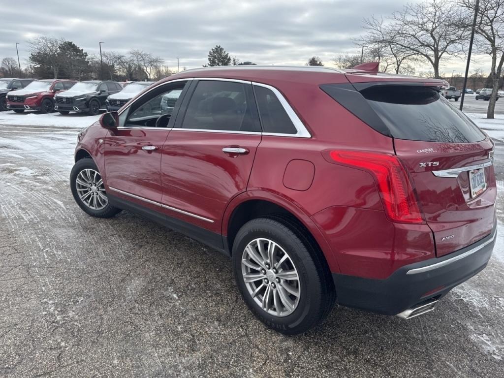 used 2019 Cadillac XT5 car, priced at $17,897