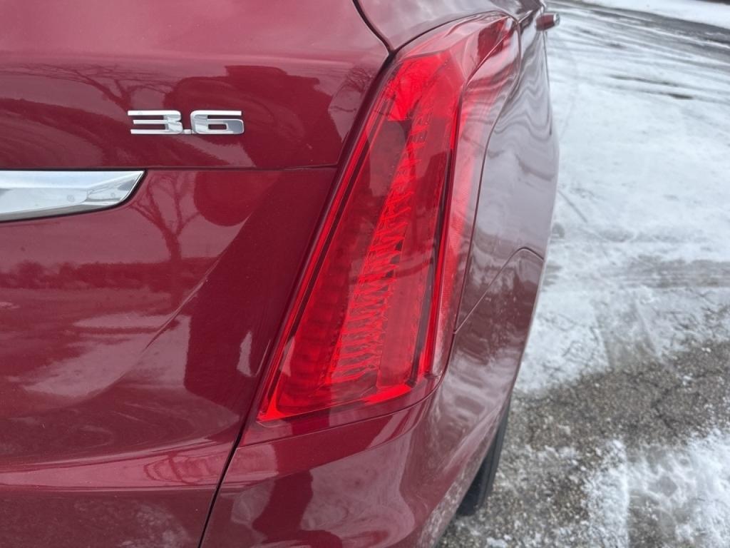 used 2019 Cadillac XT5 car, priced at $17,897