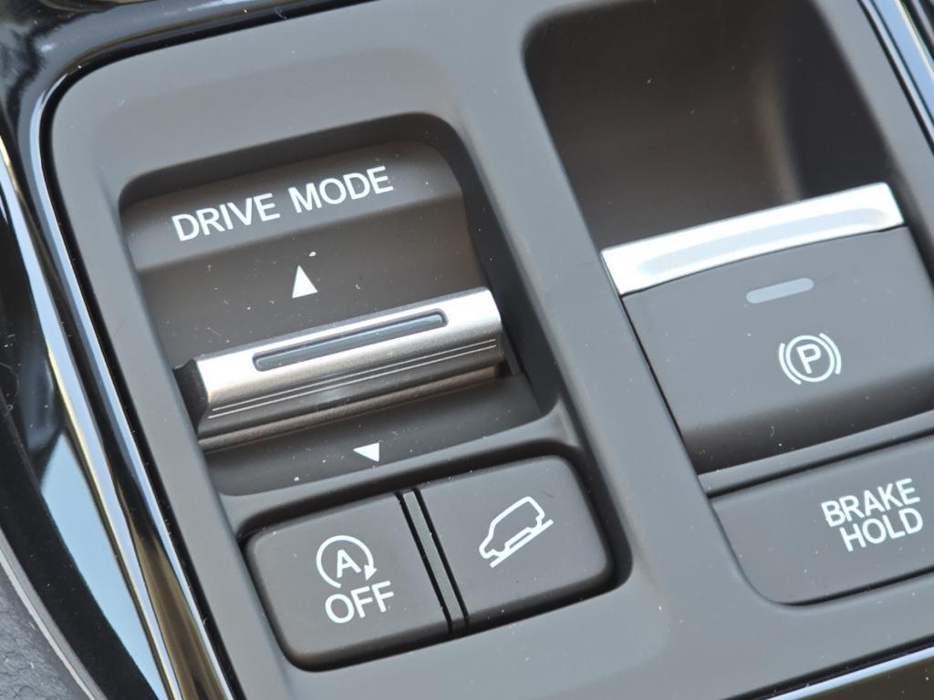 new 2025 Honda Pilot car, priced at $54,200