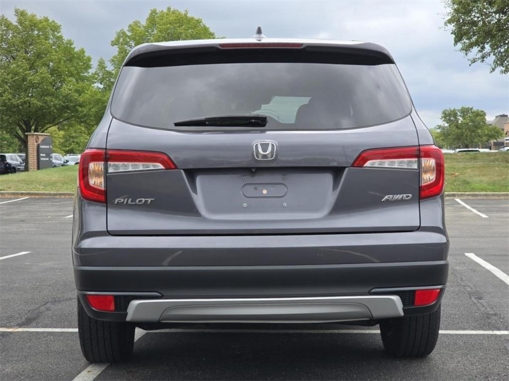 used 2021 Honda Pilot car, priced at $23,297